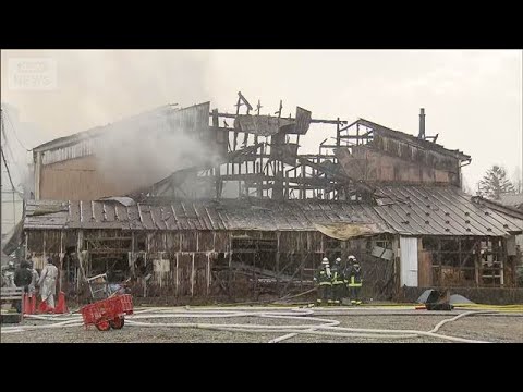 住宅密集地で火事　女性1人を搬送 意識あり　富山・高岡市(2026年1月11日) サムネイル