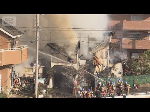 焼け跡から性別不明の遺体　さいたま・南区で住宅4軒燃える火事(2026年3月21日) サムネイル