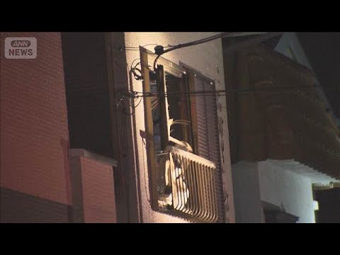 東京・練馬区で住宅3軒焼ける火事　火元の60代夫婦救急搬送(2026年1月13日) サムネイル