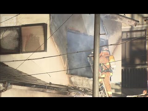 住宅2軒焼ける火事　2人死亡　高齢男性らと連絡取れず　東京・あきる野市(2026年1月3日) サムネイル