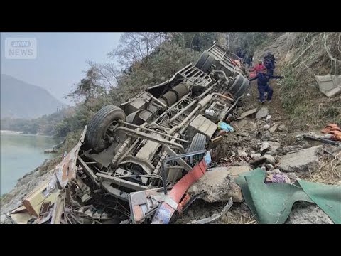 ネパールでバスが転落　19人死亡　日本人女性1人含む25人けが　観光地から首都へ(2026年2月23日) サムネイル