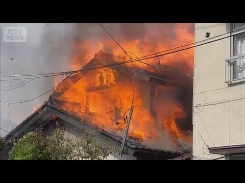 「炎が上がってる」住宅など12軒焼ける　福島市【スーパーJチャンネル】(2026年6月2日) サムネイル